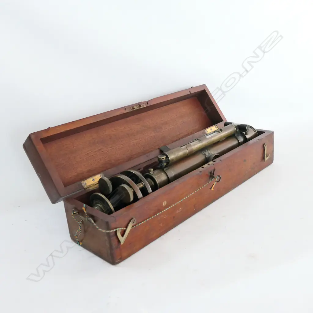 14¾" STANLEY BRASS SURVEYOR'S TRANSIT IN MAHOGANY CASE w TRIPOD Image 1++